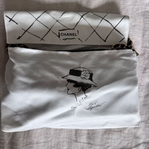 Chanel Classic Double Flap Medium Quilted Lambskin Black with Gold Hardware - Picture 12 of 15